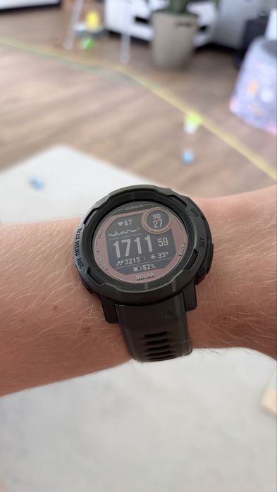 Garmin Instinct 2 solar bdb stan