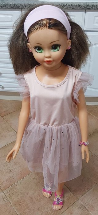 BONECA BONITA,RESISTENTE,ANTIGA 1,10 ALT. Casa,Quarto,Criança,Colecção