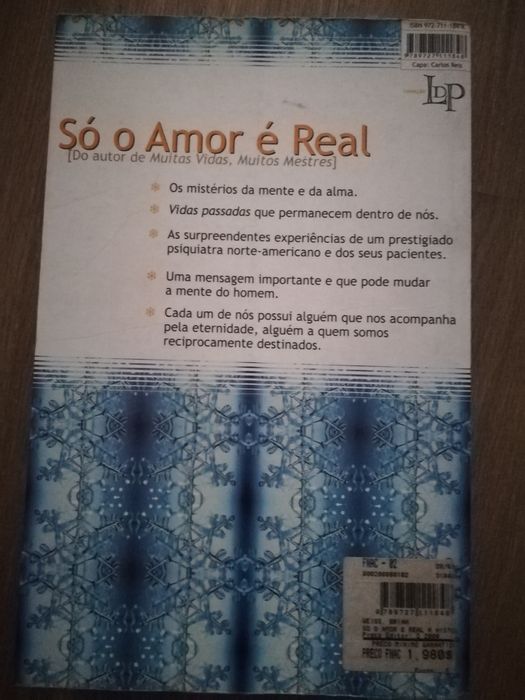 Diversas obras literárias.