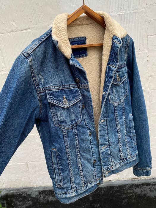 Zara man Чоловіча осіння джинсова куртка з хутром
