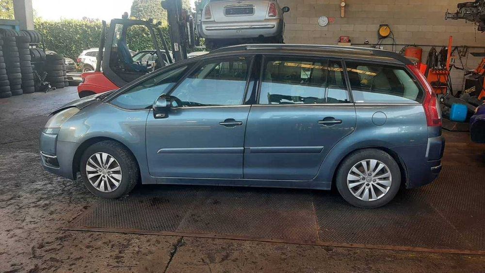 Розборка Citroen C4 Grand Picasso C4 Picasso передній бампер, шрот