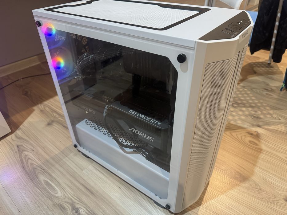 Komputer rtx 4070 Aurus 12 gb, 32 gb ram, 5600x, 1T