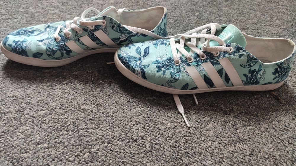 Używane buty adidas