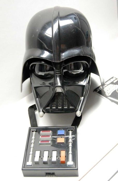 Винтажный легендарный шлем Дарта Вейдера меняющий голос