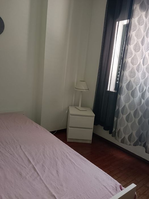 Quarto para arrendar