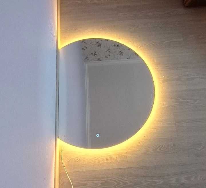Дзеркало з LED підсвіткою / Зеркало с лед подсветкой в ванну в рамке
