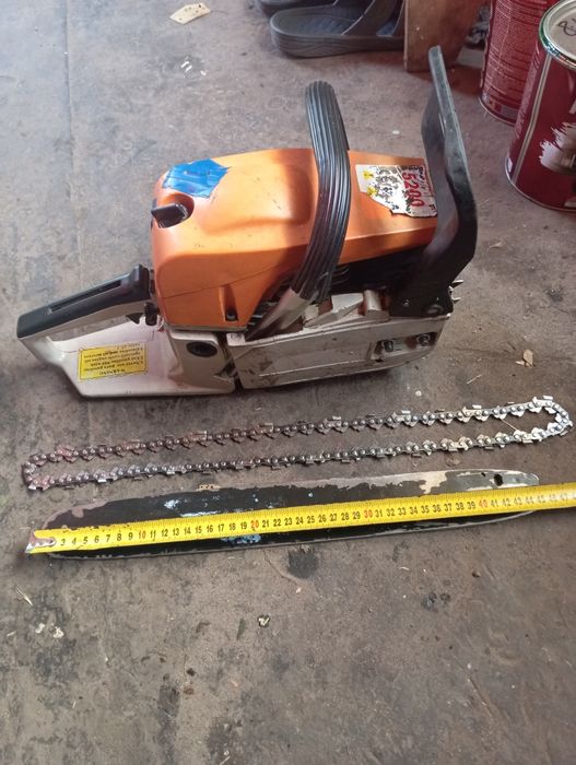 Бензопила недорого в робочому стані
