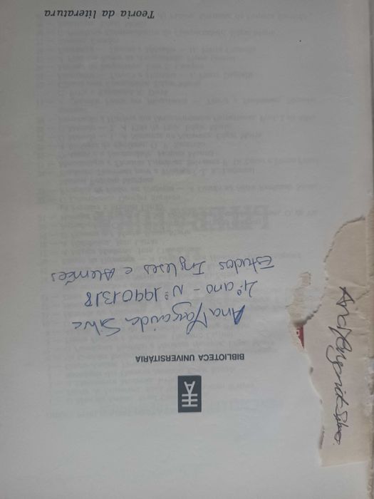 "Teoria da Literatura" por René Wellek e Austin Warren