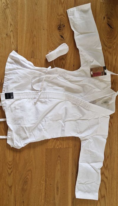 Kimono do judo dla dzieci Outshock 100 + pas