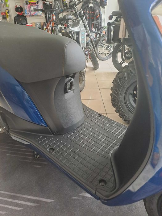 Suzuki Adress 125