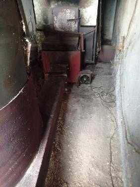 Suszarnia z podajnikiem trocin i piecem