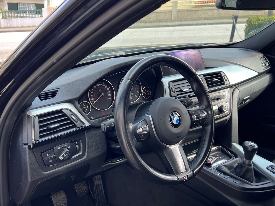 BMW 320 sport Line caixa manual 6 vel