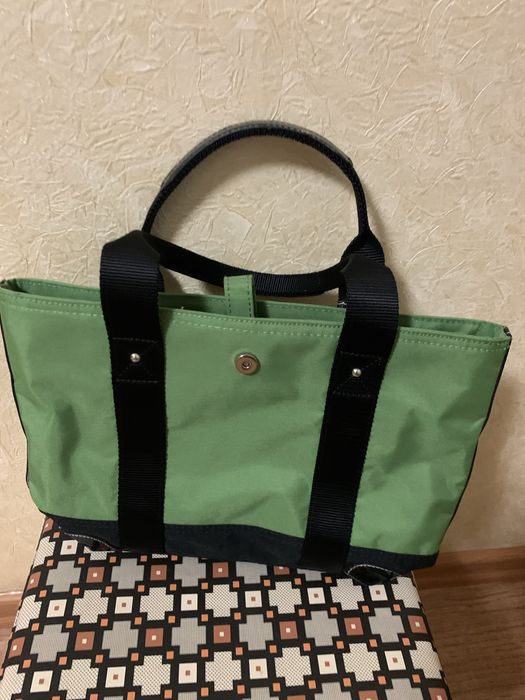 Продам сумку зеленого цвета