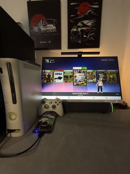 Xbox 360 Arcade branco 500GB + exploit + Aurora + 130+ jogos – nostalgia pronta a jogar
