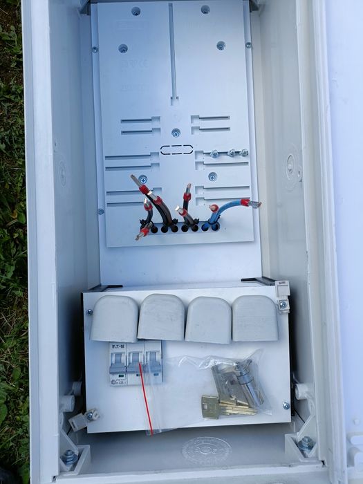 Skrzynka rozdzielcza Nowa.