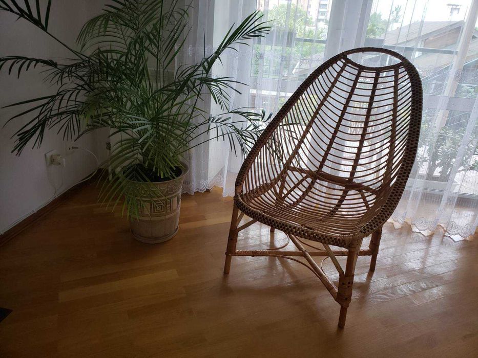 Крісло качалка/ вироби з лози/ кресло качалка