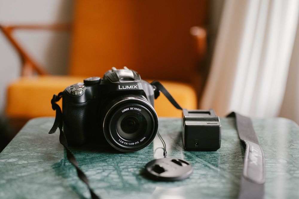 Panasonic Lumix DMC-FZ72 - Bridge Super Zoom