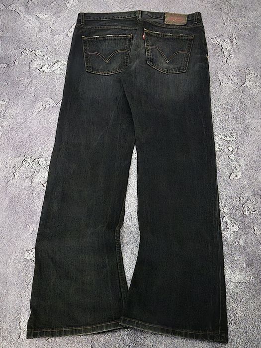 Levis bootcut jeans,flared