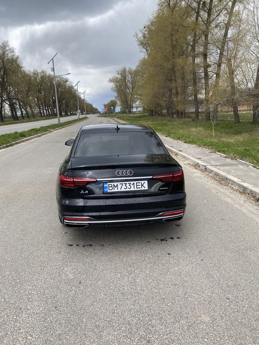 В продаже Audi A4 b9