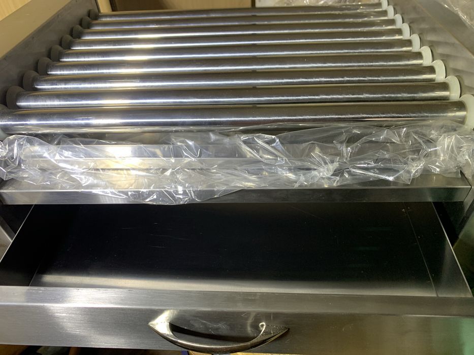 Grill rolkowy z szufladą roler opiekacz parówek