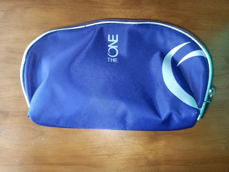 Bolsa de Cosméticos The One - Oriflame