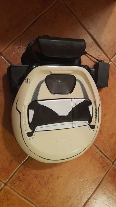 Robot sprzątający Samsung powerbot Star Wars