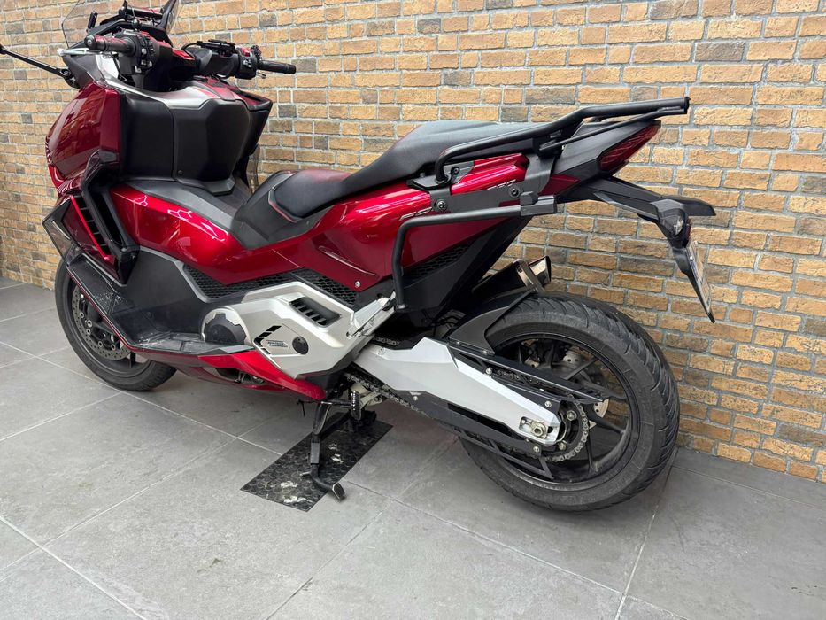 HONDA FORZA 750 Mar 21 44 Mil