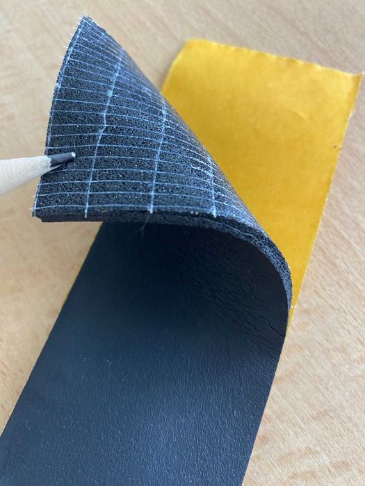 Самоклеюча каучукова стрічка 3 мм * 40 мм * 16 м (уцінка)