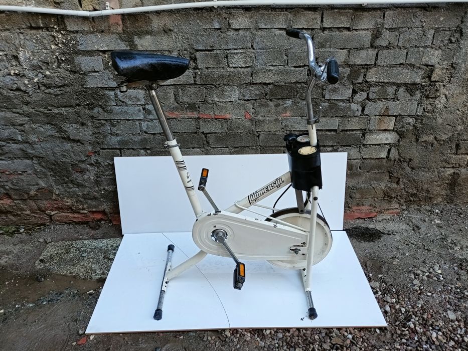 Rowerek stacjonarny UNIVERSAL