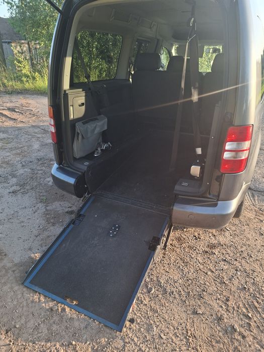 Volkswagen caddy maxi z windą