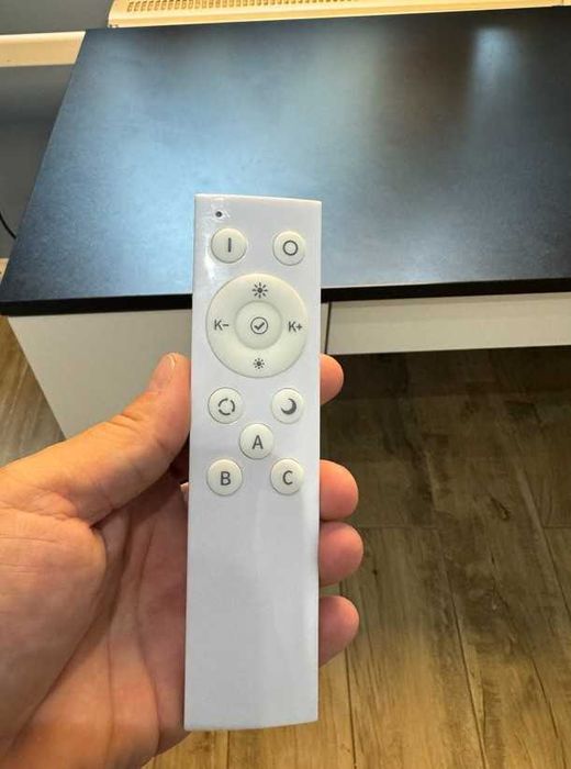 IKEA VITVAL łóżko na antresoli z biurkiem 90x200 cm + plafon LED na pilota