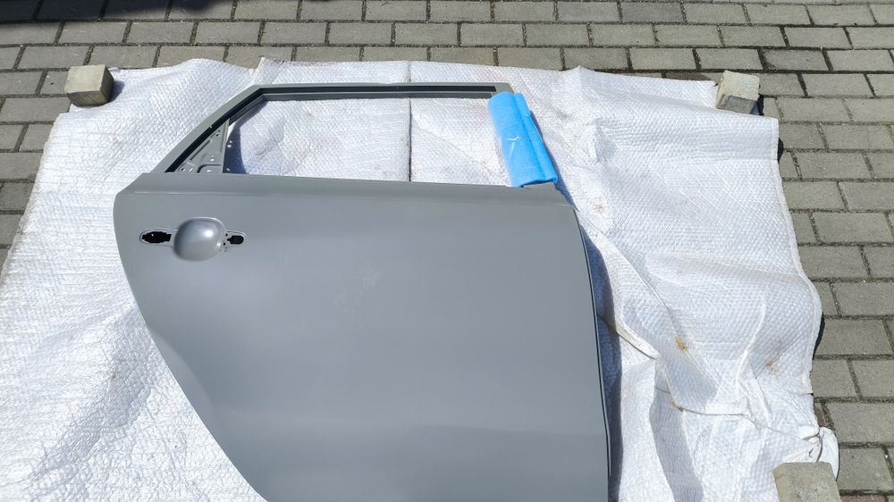 Drzwi tylne prawe Hyundai i30 nowe oryginalne