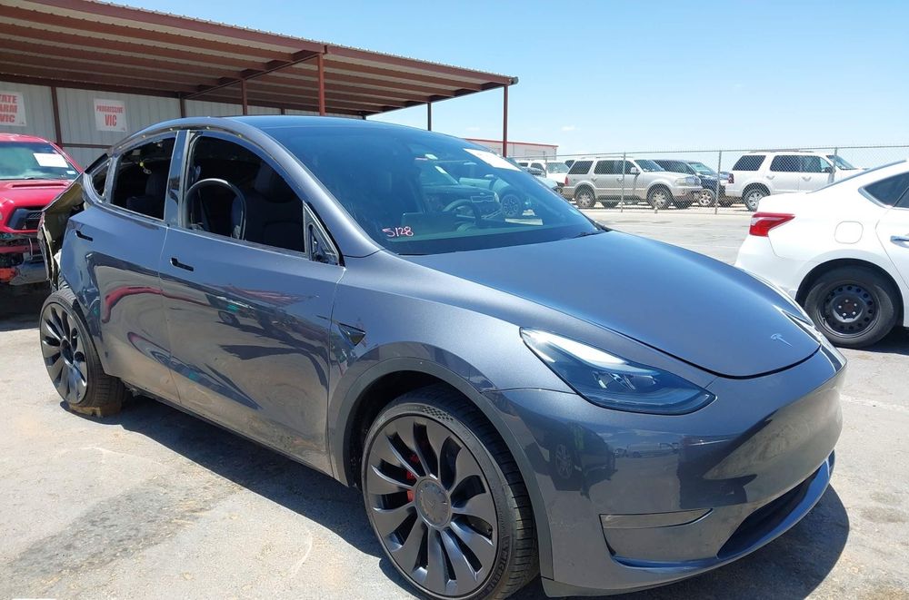 Разборка Tesla Model Y 2020-2025