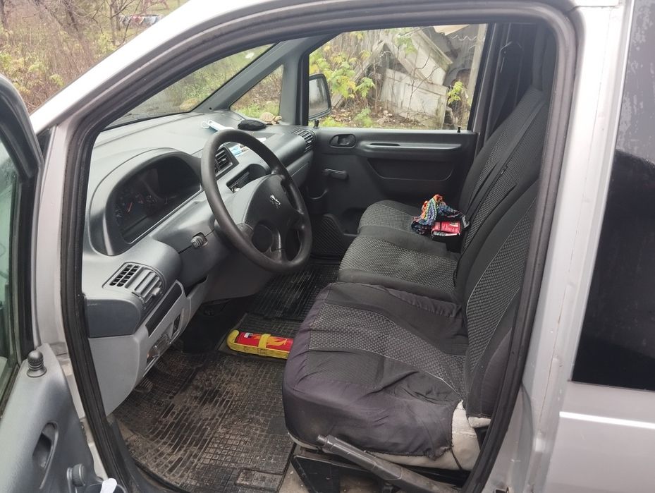 Пежо експерт 2005 року. 1,9 дизель