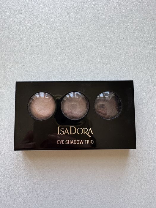 Cienie do powiek IsaDora Eye Shadow Trio