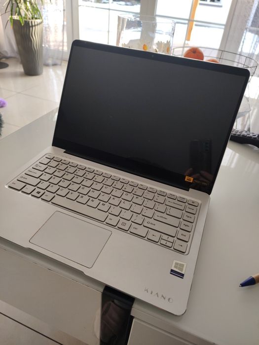 Sprzedam laptopa KIANO