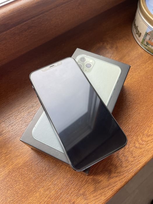Продам Iphone 11 pro max