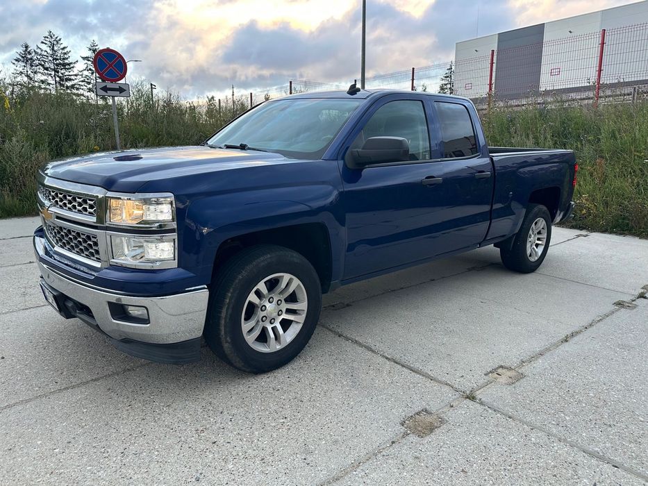 Chevrolet Silverado CHEVROLET SILVERADO 2014 rok 4,3 l   6 osobowy