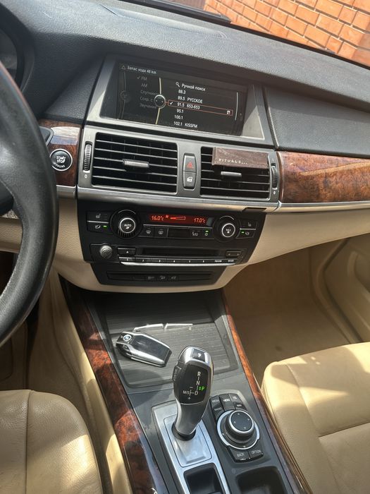 BMW X5 E70 2012p