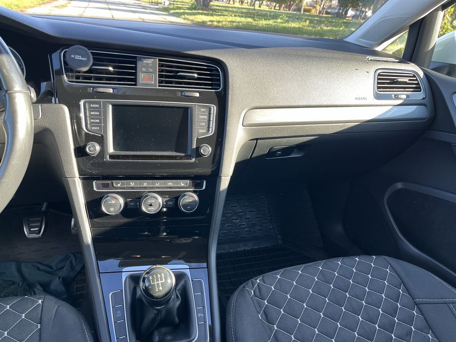Volkswagen Golf 7 Variant 2016 • Allstar • 1.6 TDI • Механіка