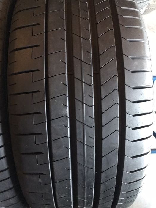 Купить разноширокий комплект БУ шин резины 285/30 R21 + 245/35 R21