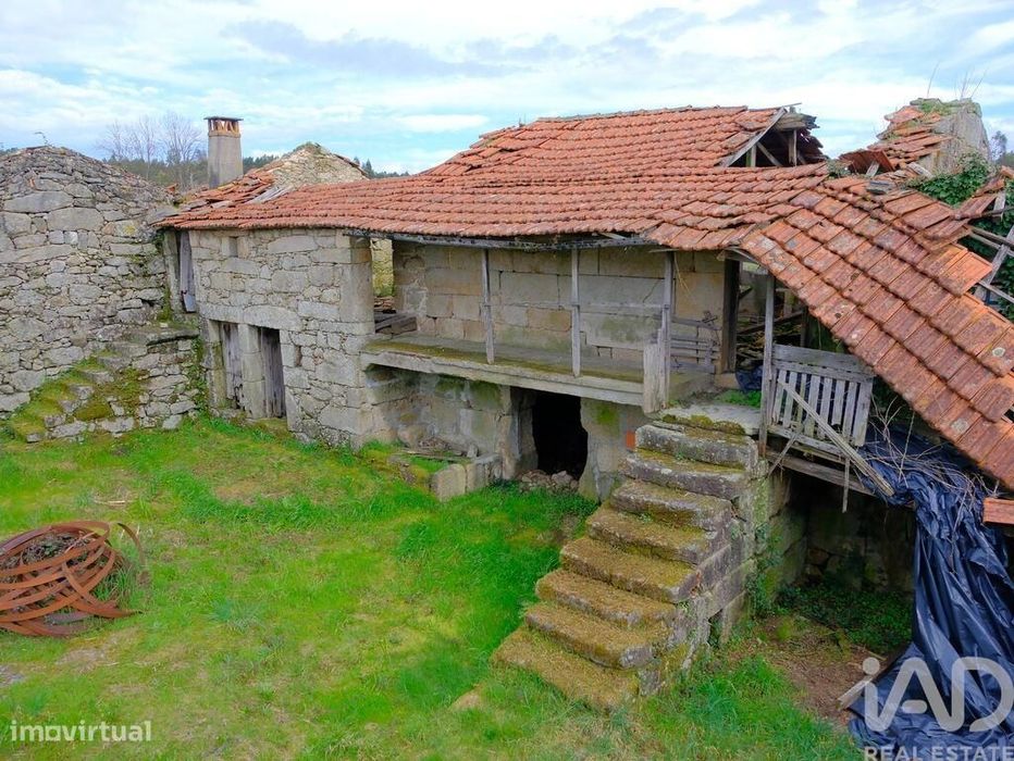 Casa / Villa em Pinheiro de 220 m2