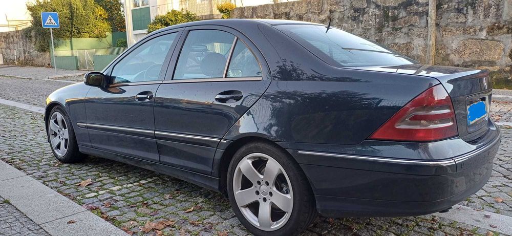 Mercedes-Benz C220 W203