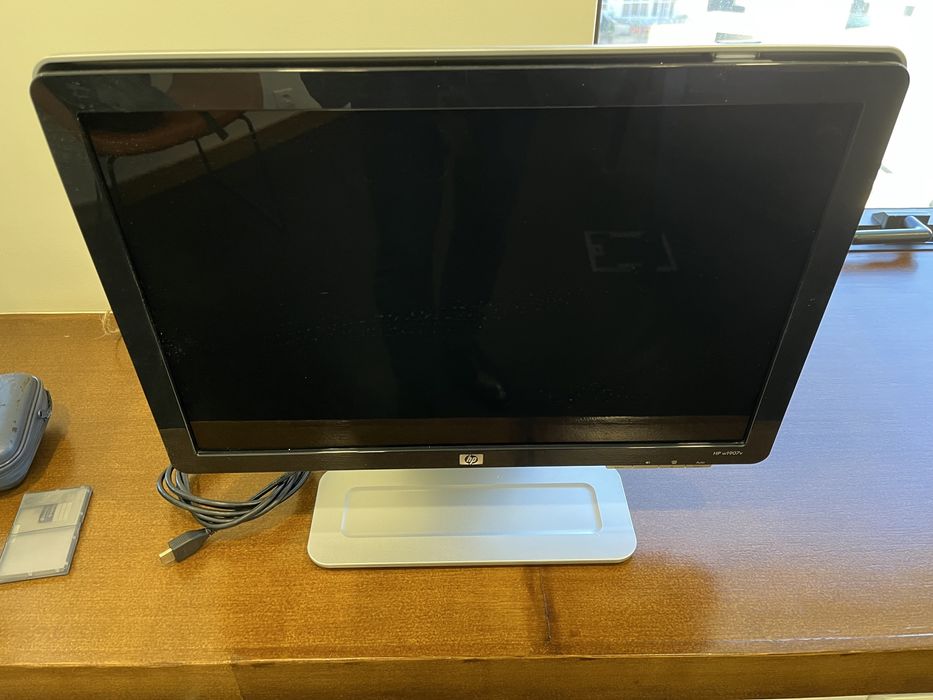 HP W1907V monitor