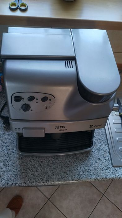 Ekspres do kawy Trevi Chiara Spidem - jak Saeco Vienna