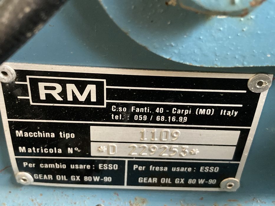 Glebogryzarka RM 1109 samobierzna, nośnik narzedzi, profesionalna