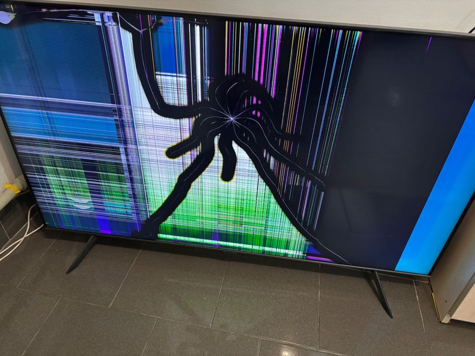 Telewizor Samsung 55 cali uszkodzony