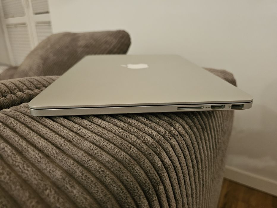 Laptop macbook pro A1502 na windows 10 pro