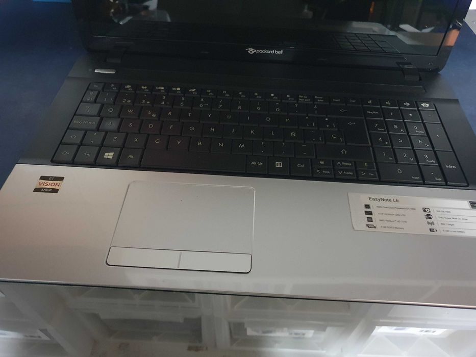 Computador portátil Packard bell EasyNote LE (reciclado)