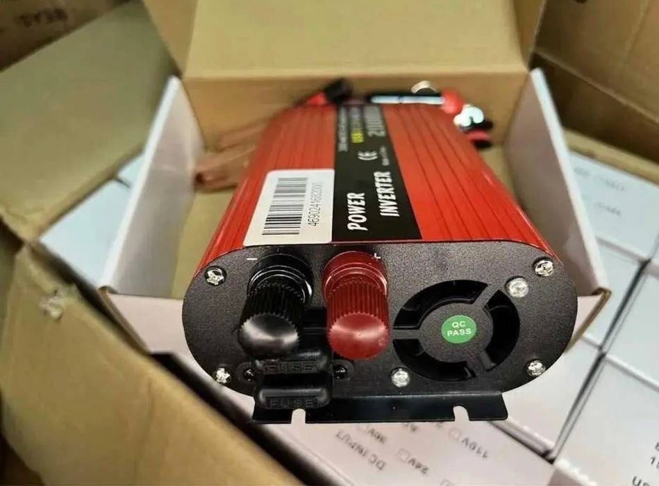 Автомобильный инвертор 12V 220V 2000W 2 USB преобразователь напряжения ...